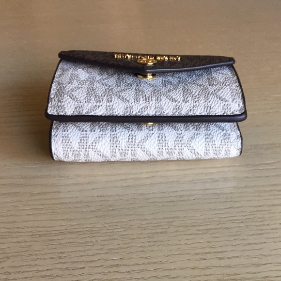 Michael Kors Chocolate Multi Small Trifold Wallet - Picture 4 of 10